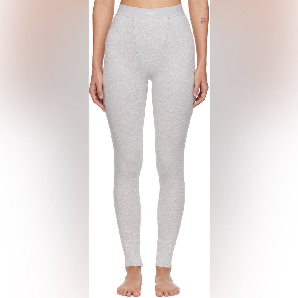 Grey Skims Leggings
